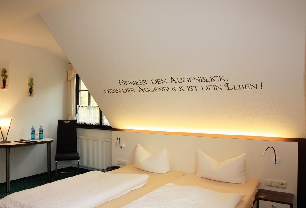 Hotel Goldener Hirsch Suhl Exteriör bild